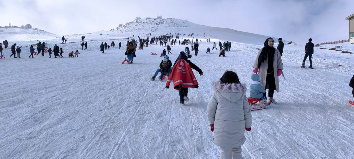 Siverek Kaymakamlığı’ndan Çocuklara Karacadağ’da Unutulmaz Bir Gün